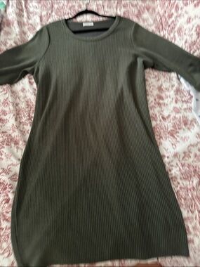 Ribbed Knit Dress in Olive Green